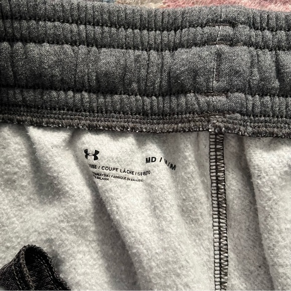 Grey Under Armour Loose Sweats Size Medium - Picture 5 of 8